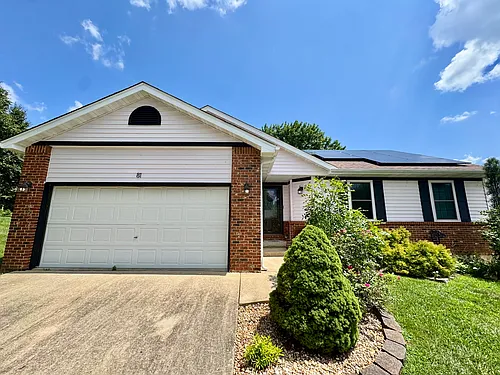 81 Englewood Dr Photo 1