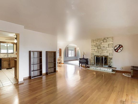 5th image of 5566 Fir Avenue