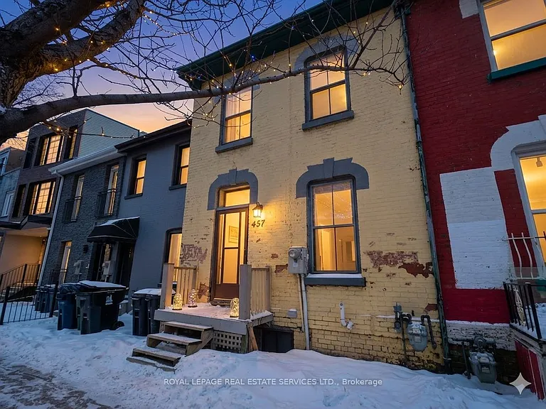 457 Queen St E #MAIN — Photo 1