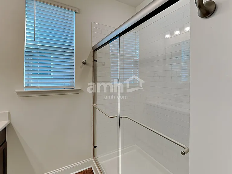 110 Keyser Dr — Photo 12