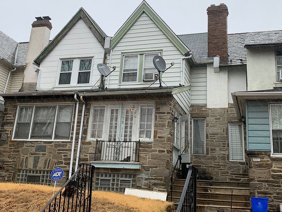 2nd image of 6129 N 6th St