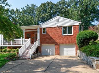 26 Eastmoor Dr, Silver Spring, MD 20901