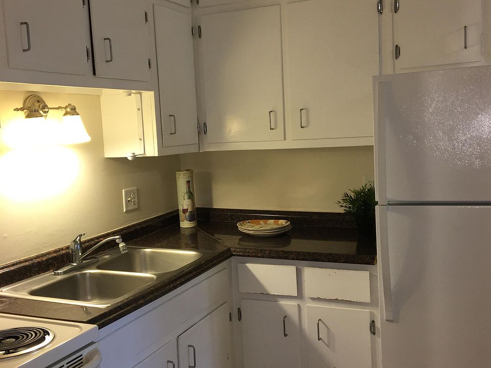 Tons of cabinets