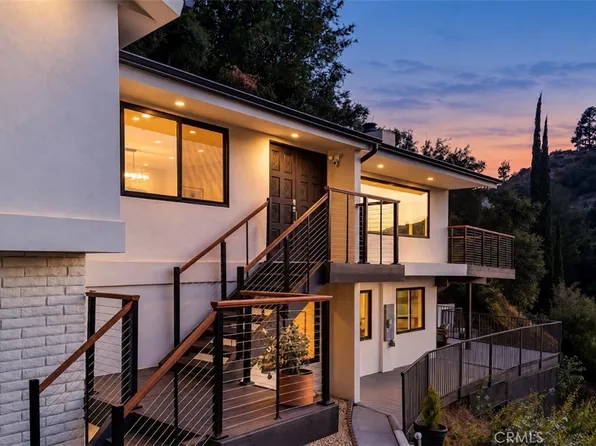 981 Glen Oaks Blvd, Pasadena, CA 91105