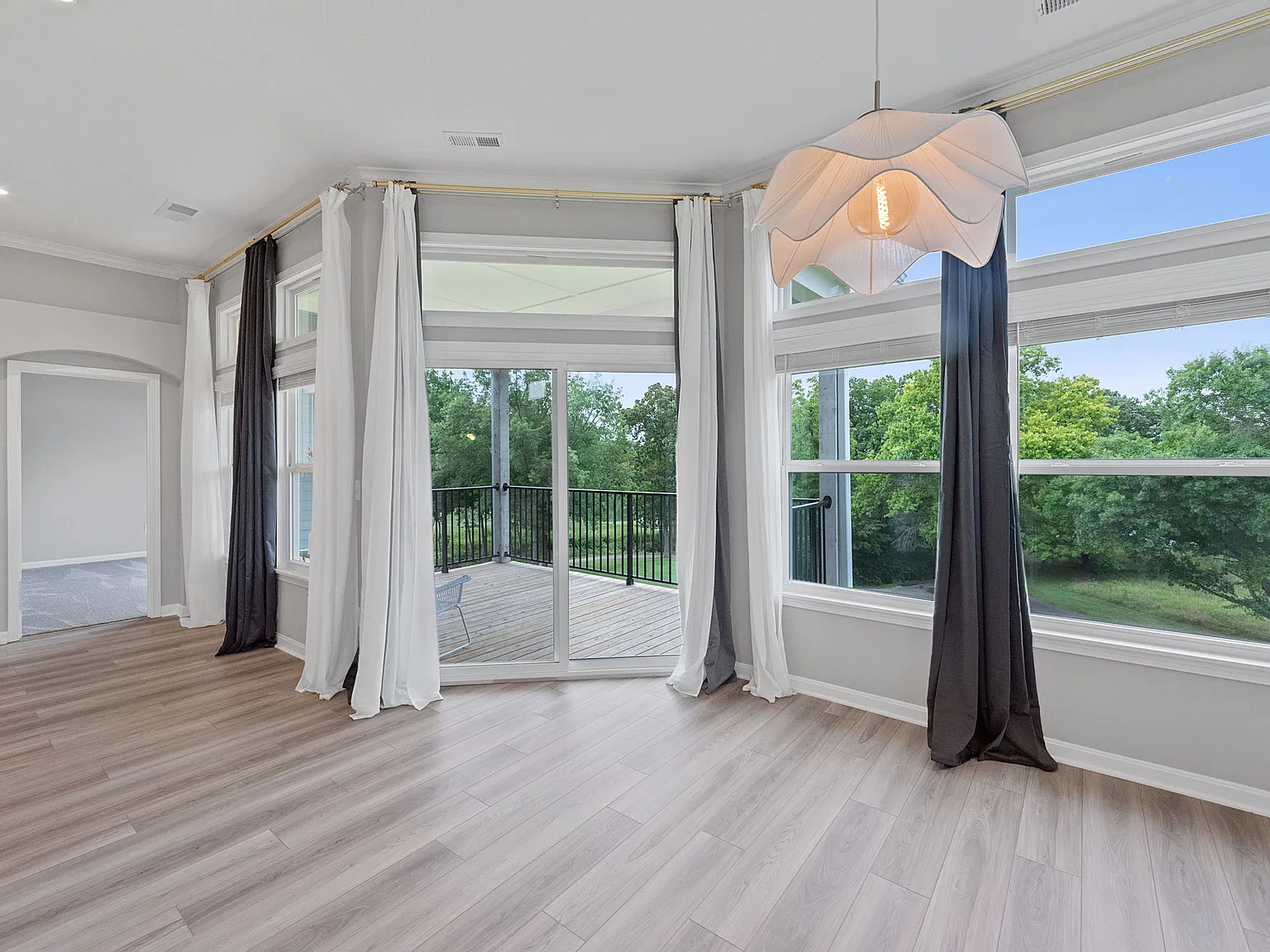 3 bed, 2.5 bath, 2017 sqft, $2,795 — Photo 4