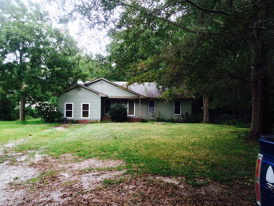 2nd image of 377 Great Neck Landing Rd