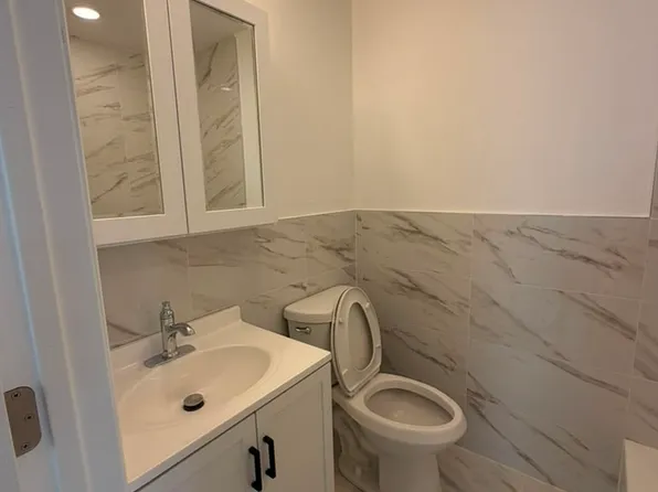 160 E Kinney St APT 1, Newark, NJ 07105