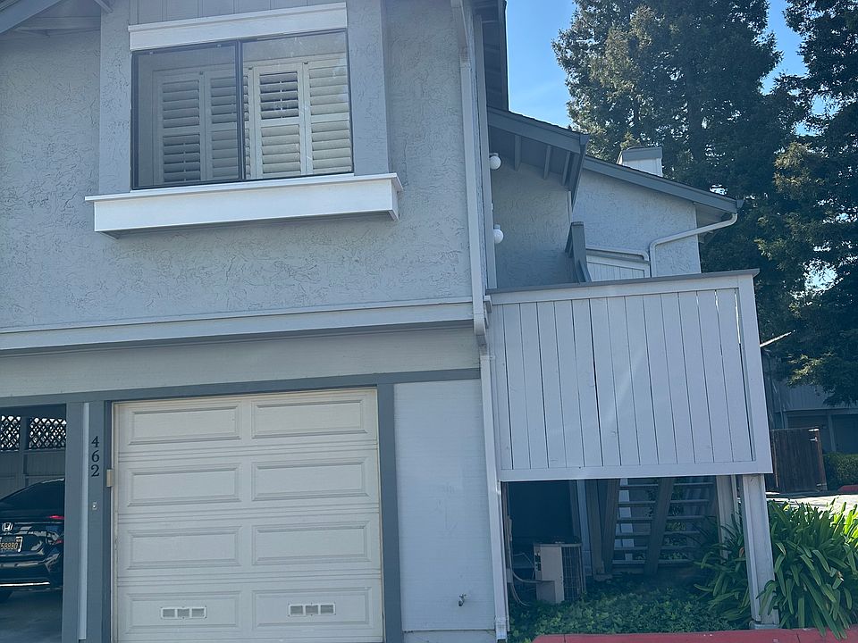 Private 1-car garage w/ automatic garage door