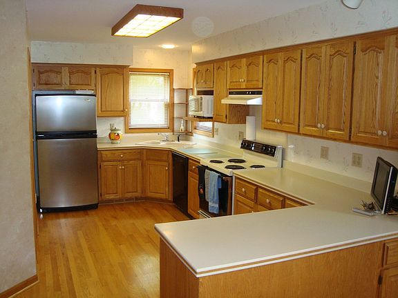 Spacious Kitchen