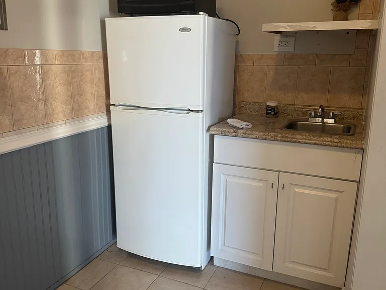 8313 N Orangeview Ave — Photo 6