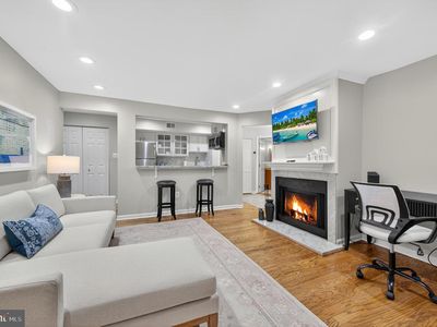 1421 T St NW APT 2, Washington, DC, 20009