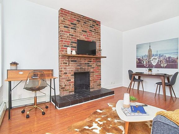 2nd image of 463 W 19th St #18