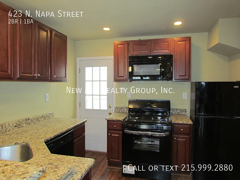 423 N Napa St — Photo 1