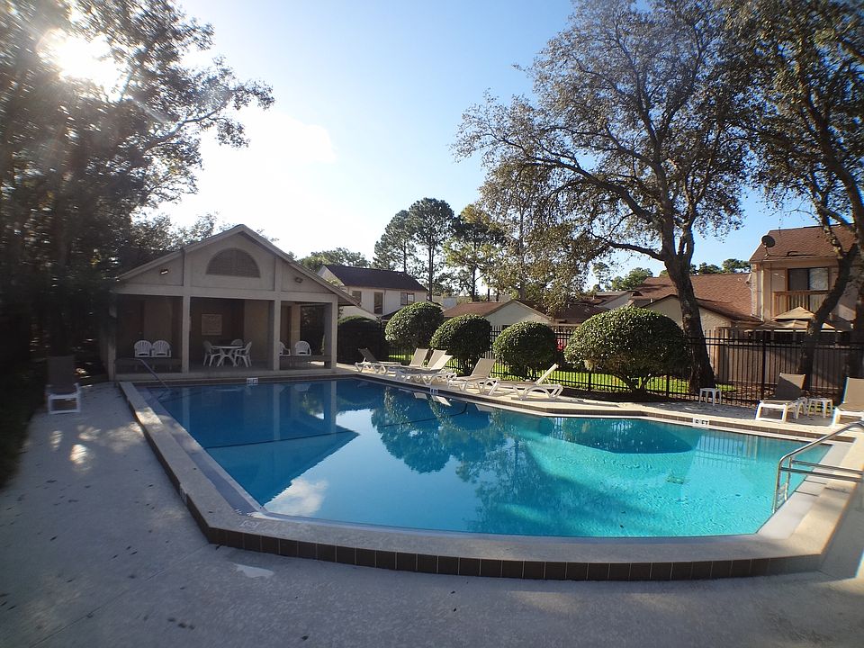 1st image of 430 Stanton Pl