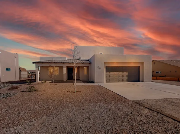 708 5th St NE, Rio Rancho, NM 87124