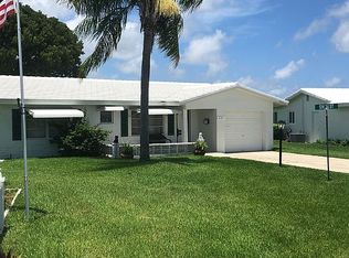 2401 SW 11th Ave, Boynton Beach, FL 33426