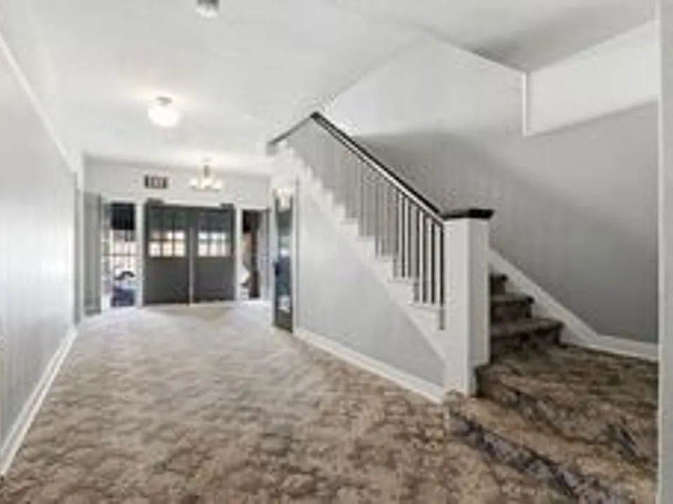 Melrose Apartments - Charming & Historic in the heart of Banker's Hill