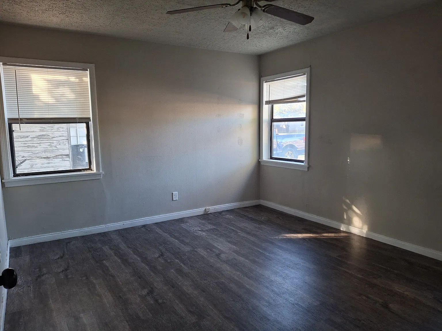 3 bed, 1035 sqft, $1,400 — Photo 4