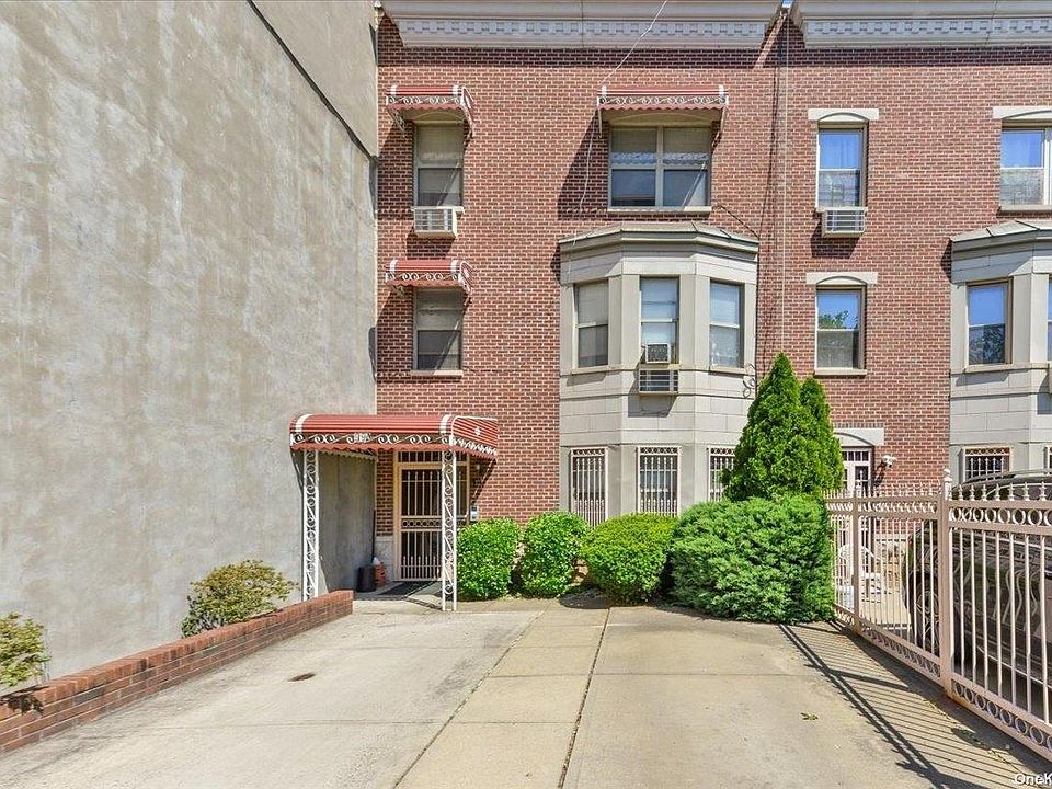 1st image of 99A Macdougal Street