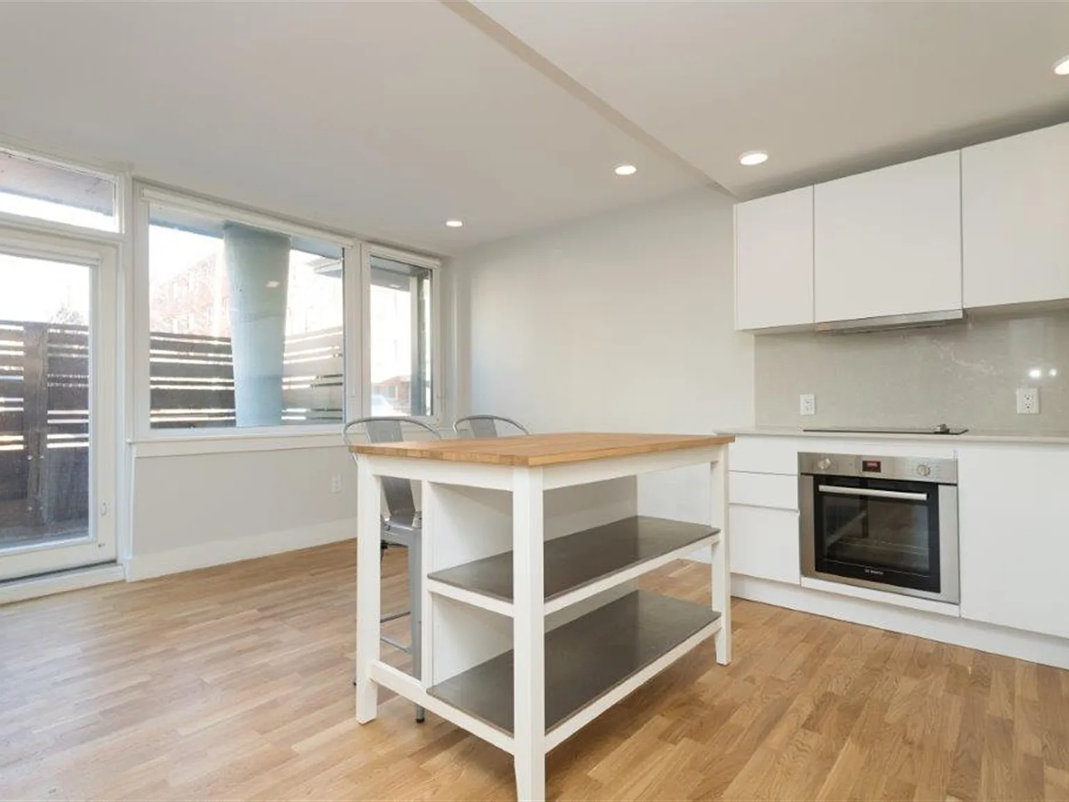 3 bed, $5,000 — Photo 4
