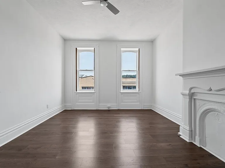2306 E Carson St — Photo 19