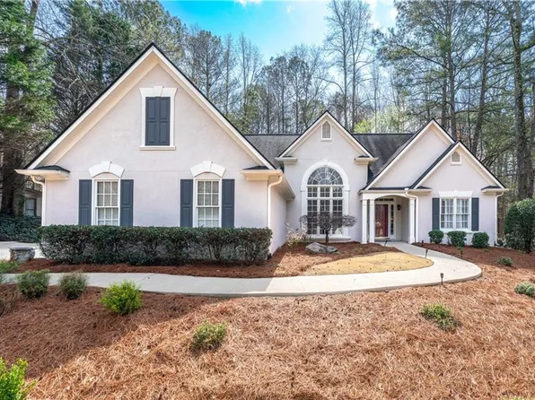 7050 Red Fox Ln, Cumming, GA 30040
