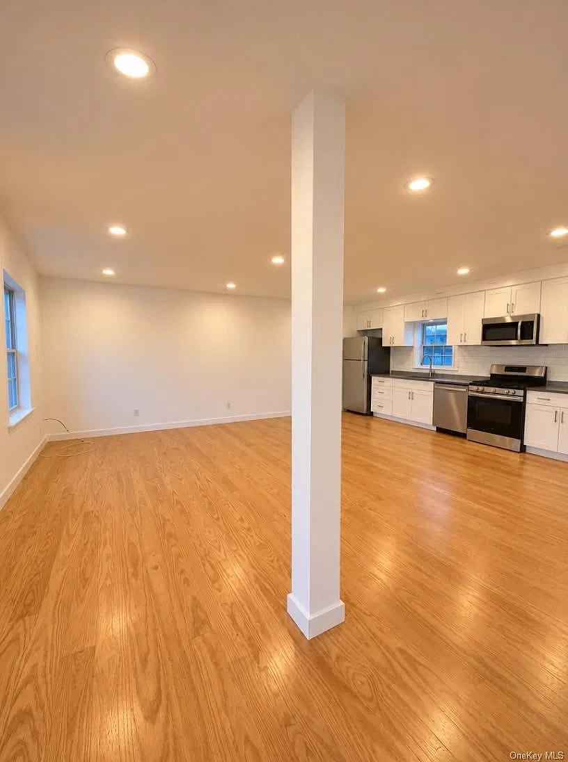 2 bed, 1.0 bath, 1100 sqft, $2,000 — Photo 4