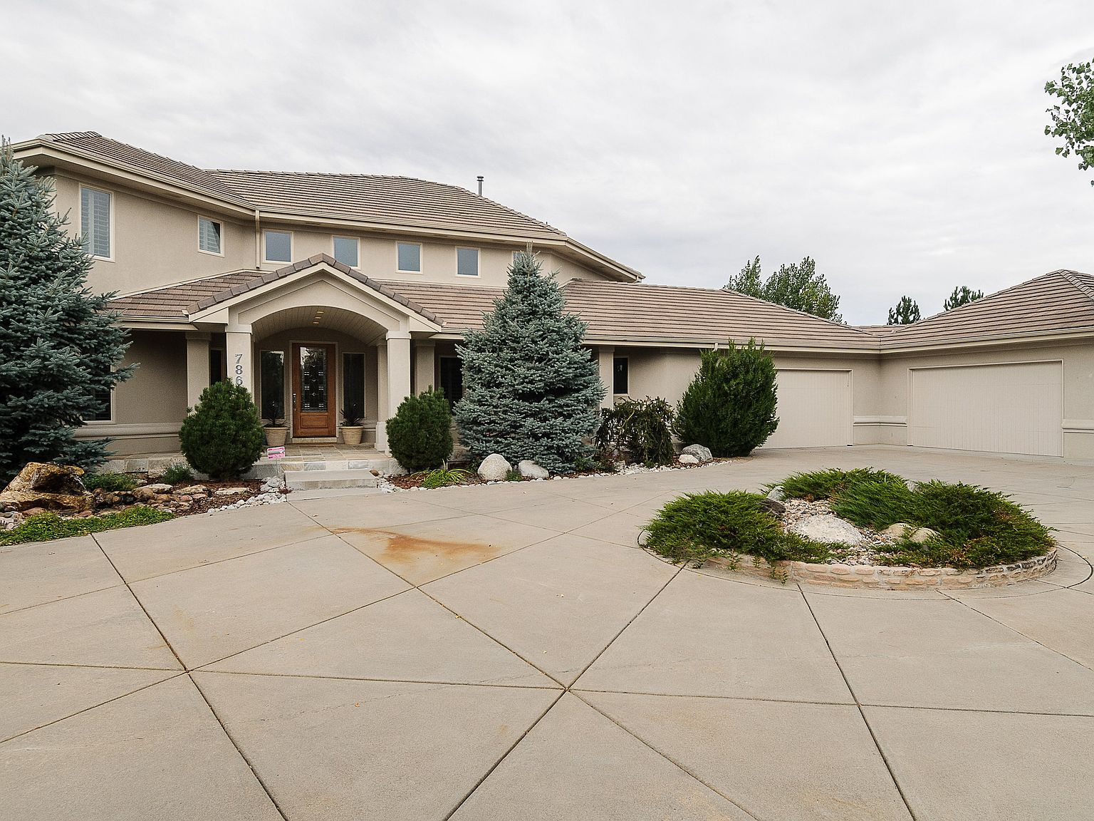 ⭐︎Misa⭐︎ 7867 S Cathay St, Centennial, CO 80016 | Zillow