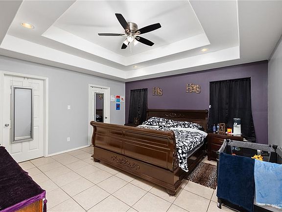 5th image of 118 Alberto Trevino St