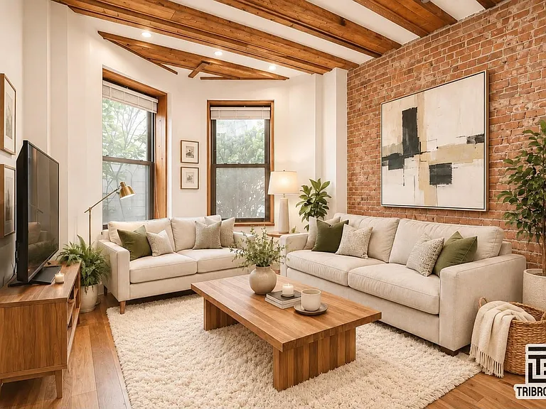 924 Saint Marks Ave #3R — Photo 1