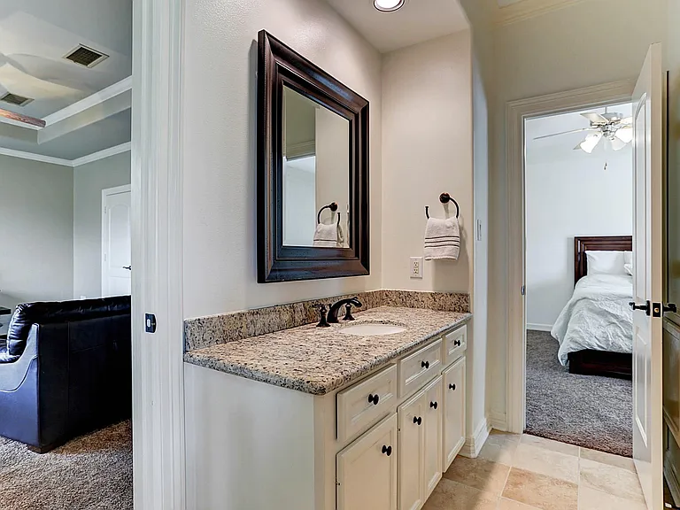 13323 Brentonwood Ln — Photo 16