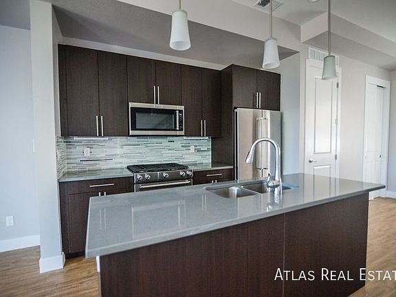 2nd image of 3030 W 19th Ave