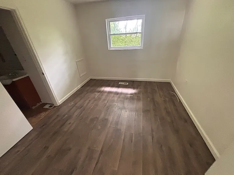 1717 Westland Dr SW #B — Photo 3