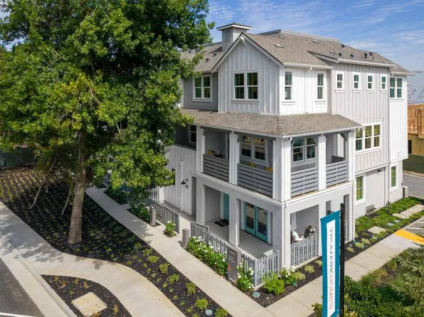 18147 Rebollo Ln, Morgan Hill, CA 95037
