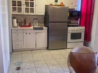 23-74 36th St #2, Astoria, NY 11105