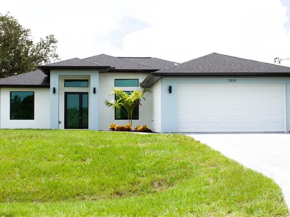 2808 24th St SW, Lehigh Acres, FL 33976