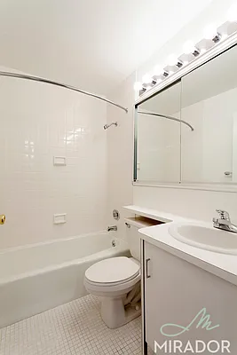 Rented by Mirador Real Estate | media 25