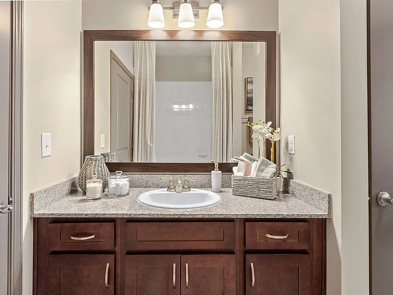 The Ridge at Chenal Valley Apartments — Photo 12