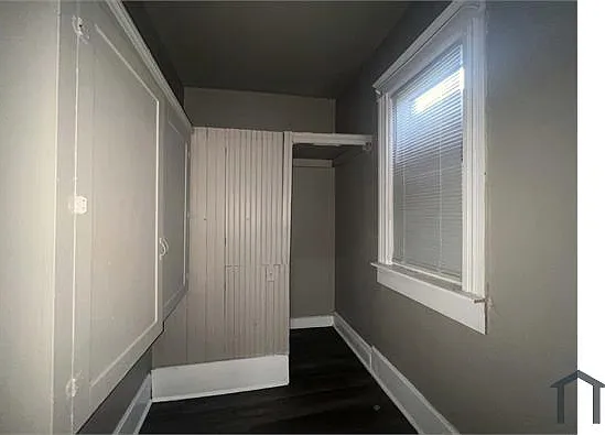1390 W Woodruff Ave — Photo 8