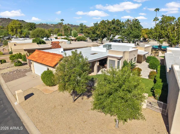 210 W CANTERBURY Lane, Phoenix, AZ 85023