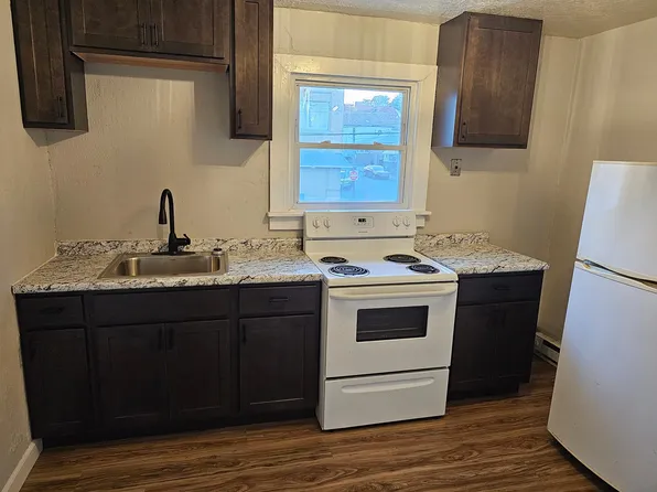 730 Walnut St #2W, Freeland, PA 18224