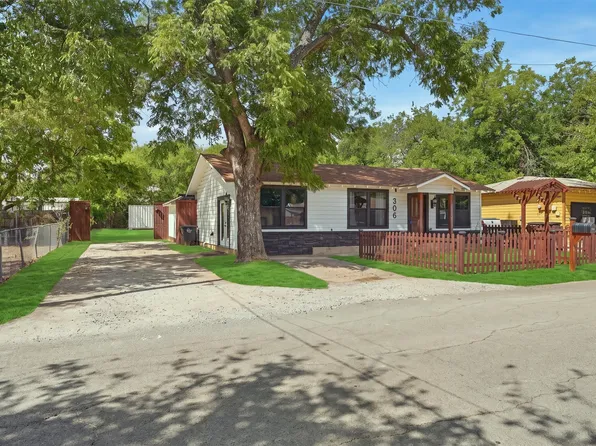 306 Lovelady St, Cleburne, TX 76033