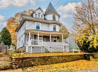 57 Berkeley Ave, New London, CT 06320