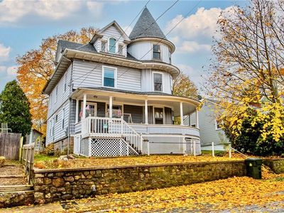 57 Berkeley Ave, New London, CT, 06320