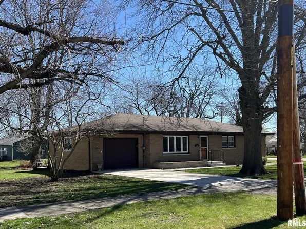 703 NE 3rd Ave, Galva, IL 61434