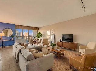 5 Horizon Rd #907, Fort Lee, NJ 07024