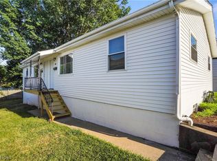 622 Stephens Rd, Akron, OH 44312