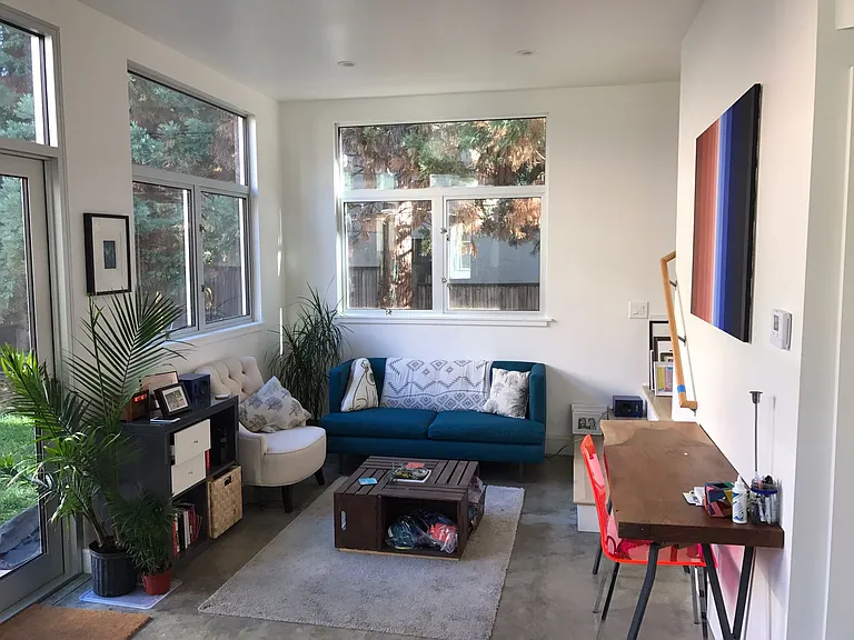 348 Warwick Ave #350 — Photo 6
