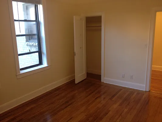 Rented by Metroline Realty | media 53