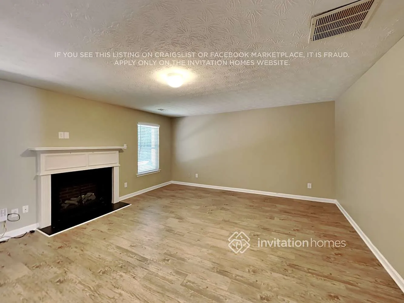 4536 Parkway Cir Atlanta, GA 30349 — Photo 4